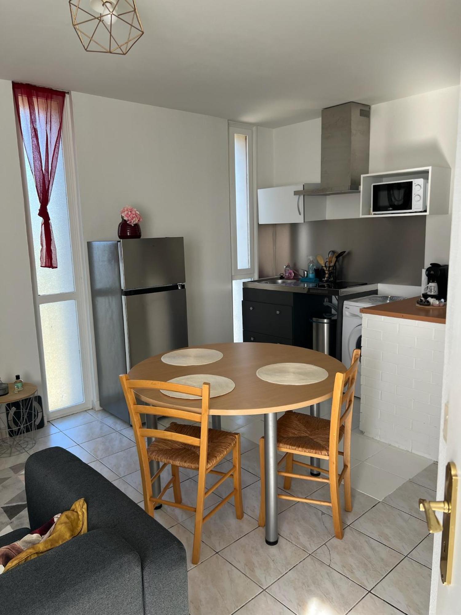 Appartement Chaleureux Pour Un Sejour Confortable Bourg-en-Bresse Exterior photo